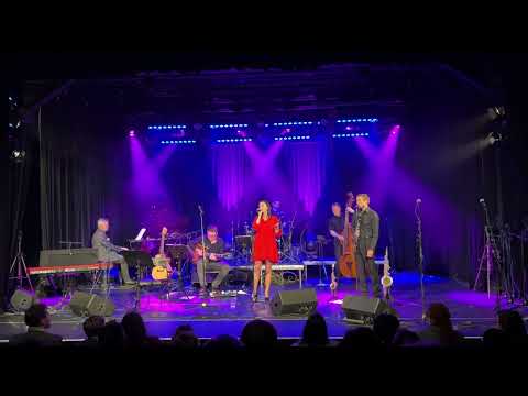 Play Video Youtube Video