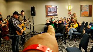 Waymore&#39;s Blues  / Turning Ground