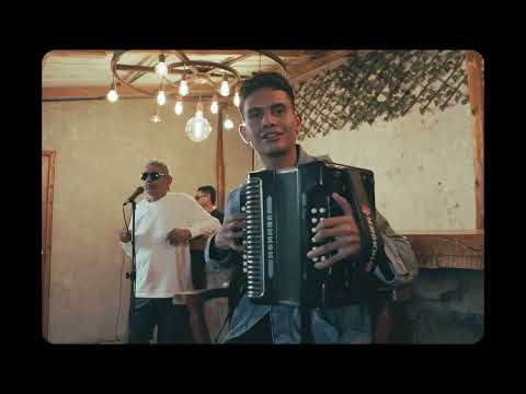 BESOS DE OLVIDO-ALFREDO RIOS(VIDEO OFICIAL)