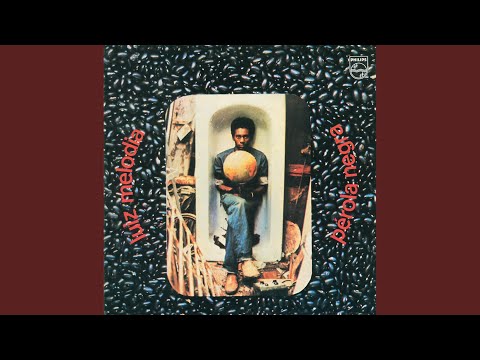 Estácio, Holly Estácio