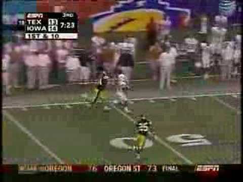 Colt McCoy to Jamaal Charles: 72-yard TD Pass