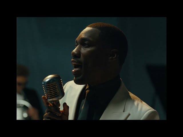 Video zu 'Twenties' ansehen