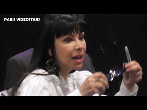 Mathilda May ( Lifeforce ) @ Paris Comic Con France 12 april 2025