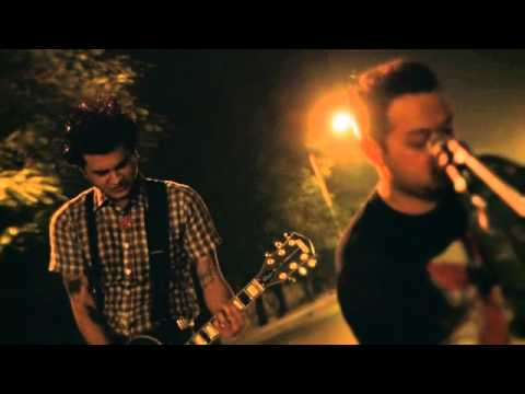 na gyi's Music Videos (R Zarni, Jme & Ye Ngwe Soe's Urban Life_SD).mp4