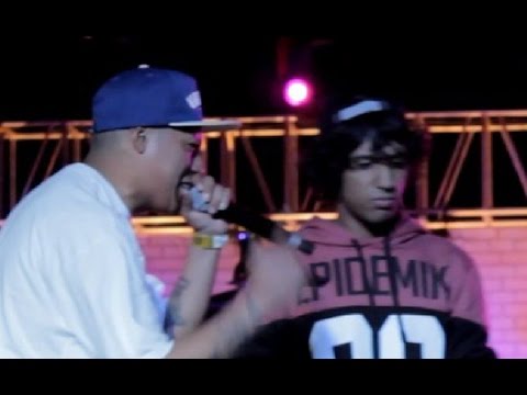 CARLITOS VS RACKY - SEMIFINALES - RED BULL BATALLA DE LOS GALLOS PERÚ 2014 [FREESTYLE PERUANO]