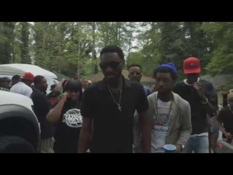 Bankroll Fresh ft  Boochie and Travis Porter - Walked In