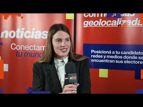 Sofía Larroudé con Noticias (d) en el Congreso de Comunicación para Gobiernos Locales
