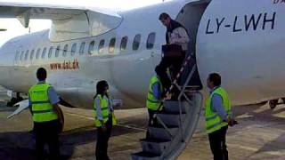 preview picture of video 'ATR  Danish Air Transport operating in Athens'