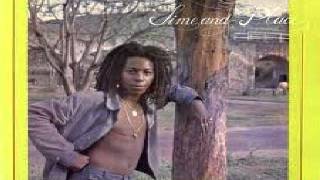 Hugh Mundell - Time and place