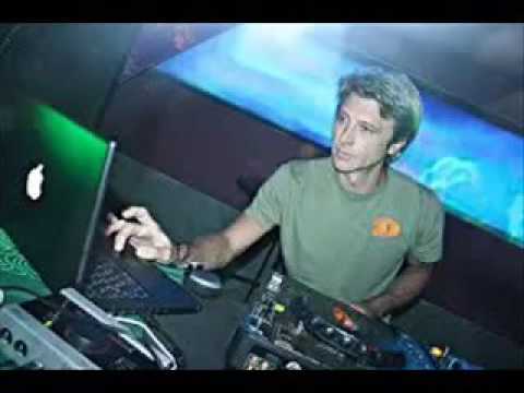 Absolum Live Set @ 3D Vision Party Mexique [2002]