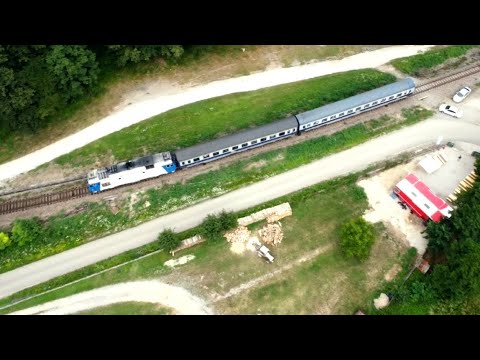 IR 366 Brașov-Oradea cu GM 1357 la  tracțiune iese din Defileul Crișului Repede-25.07.2023