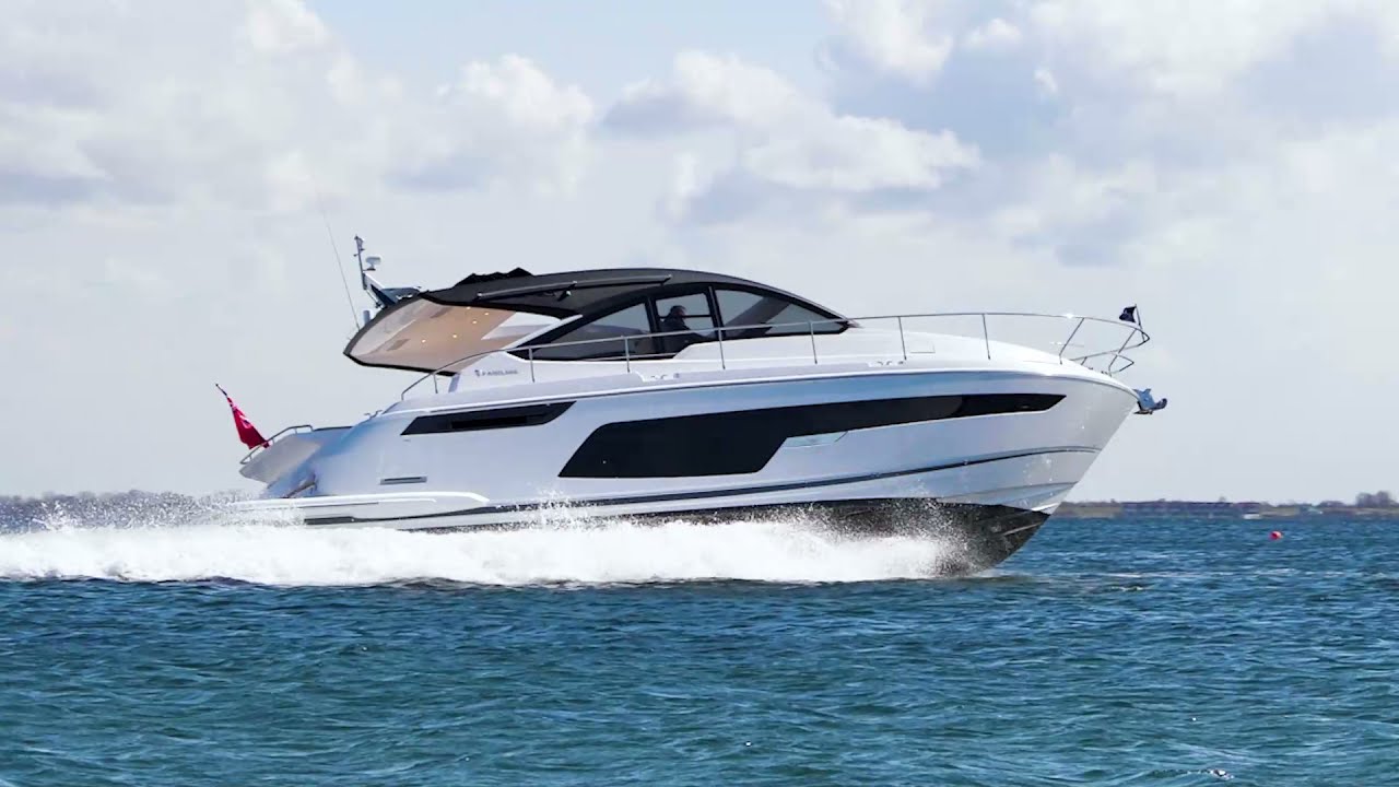 Fairline Targa 50 Open - Trailer