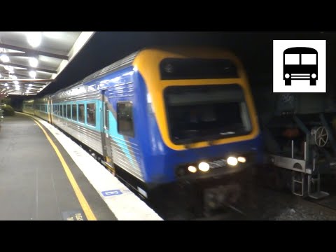 NSW TrainLink Xplorer Railcar - Arriving at Moss Vale Station