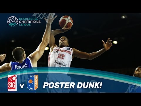 Highlight slam! - Ntilikina smashes it in