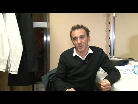 Exclu : une Tranche de vie d'Elie Semoun