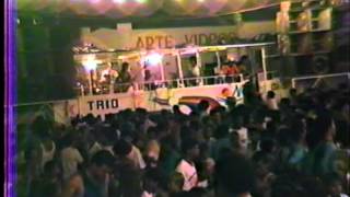preview picture of video 'Carnaval Itororó - Fim da década de 80 - Parte 3'