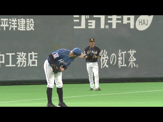 【試合前】仲良しなファイターズ・レアードとホークス・松田 2018/4/22 F-H