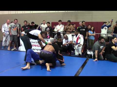 Battle of H-Town 2016 - Tacio Carneiro vs. Dinko Bektic