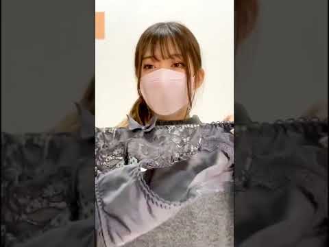 美女脱内裤