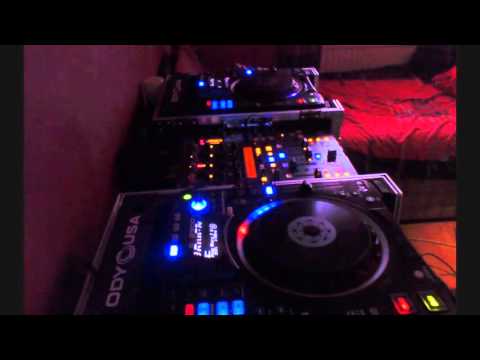 Dave Turley UK Hardcore/Breakbeat Hardcore December 2015... video mix