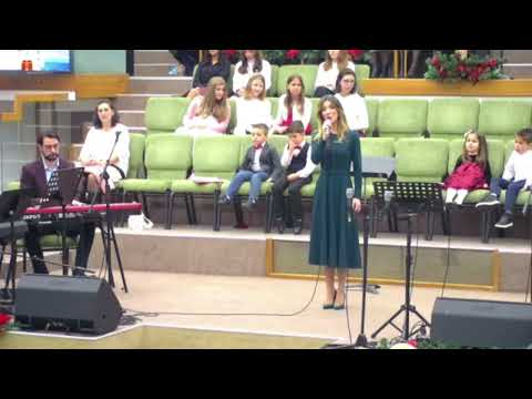 Amalia Preda - Ce noapte blândă I Colind Deosebit