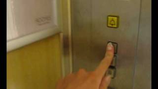 preview picture of video 'Old Easton lift at upminster'