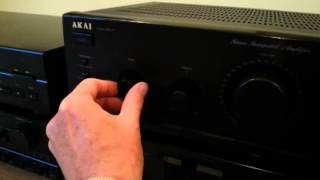 Video thumbnail for Stereo integrated amplifier Akai AM-17; test by Piotr Krywult
