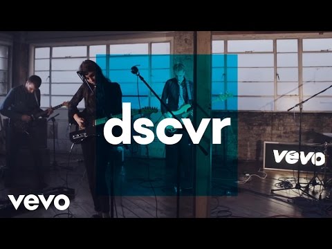 Wolf Alice - Giant Peach (Live) – dscvr ONES TO WATCH 2015