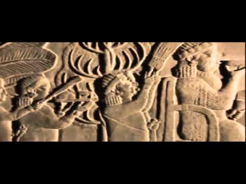 Decrittazione TC del rachide cervicale Yoga con uno scricchiolio delle articolazioni