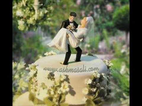 ASLINUR  SENİ  ÇOK  ÖZLEDİM