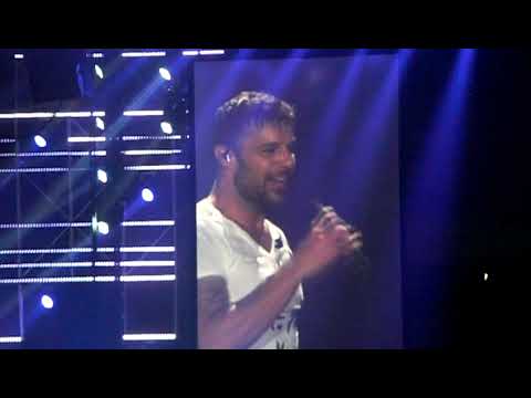 Ricky Martin - The Best Thing About Me Is You (Live In San Diego) 5/16/2011