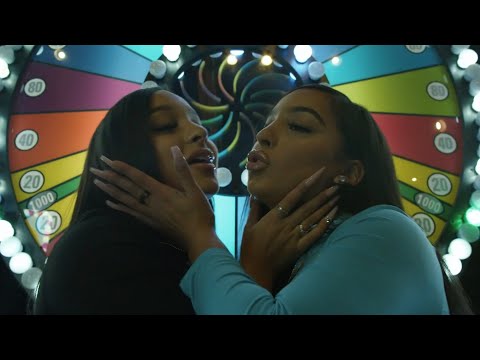SiAngie Twins - Never Be Me (Official video)