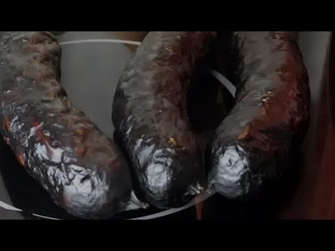 Blutwurst im Darm: Die köstliche 🌭