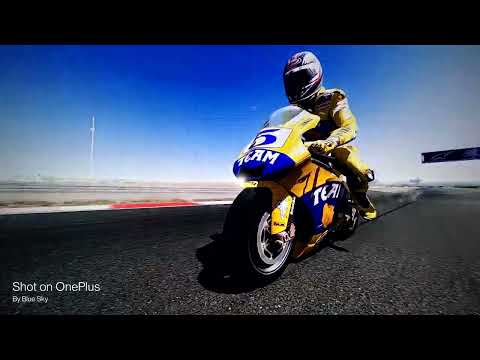 MOTOGP™ '06 XBOX 360 SHANGHAI LAPS 2 COLIN EDWARDS YAMAHA RACING YAMAHA YZR-M1 FOUR-STROKE INLINE 4