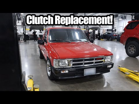 2WD Toyota Pickup Clutch Replacement