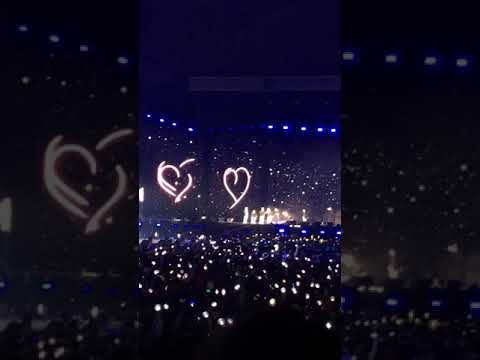 BTS Chicago 190511-Army Time/Stadium Picture