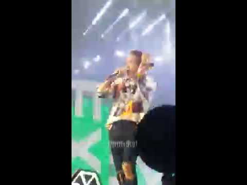 160910 #EXOrDIUMinBKK - Drop That (Baekhyun focus)