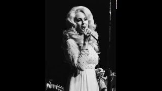 Tammy Wynette – Hold On (To The Love I Got)