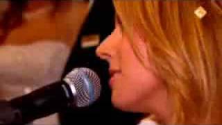 Lucie Silvas - The Same Side live  at the Weddingplanner