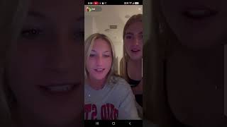 Tiktok Girls Show Soles for Gifts