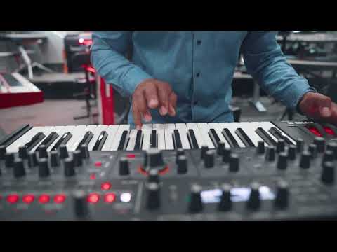 Sequential Pro 3 Synthesizer Live Demo (One Take)