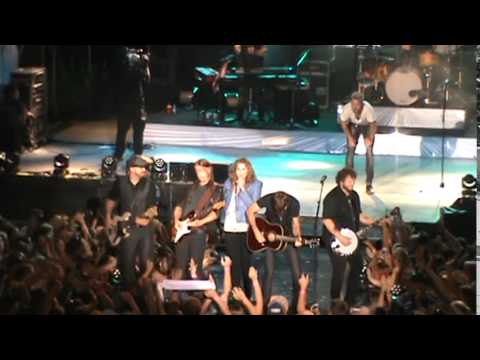Lady Antebellum @ WI  State Fair -  Wake Me Up/Cups