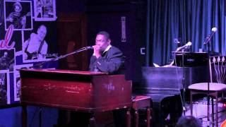 Luckys Peterson Band Jam - Live at The Iridium (8.19.11)