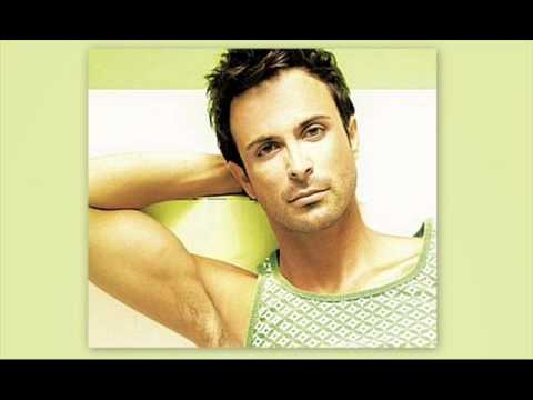 Konstantinos Xristoforou - Eksisoseis