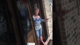 Download lagu Grandma showed her boobs for bottle of wine 😂 mp3 Download lagu Grandma showed her boobs for bottle of wine 😂 mp3