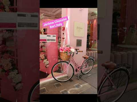 Sweet Jérôme Chocolat in Bari, Italy #travel #italy #bari #jerome #chocolate #sweets #tasty