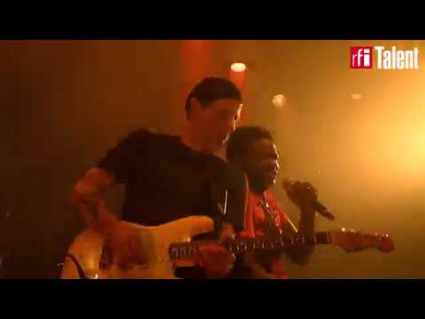 Jacob Salem & Somkieta jouent "Nanluli" Live à Paris