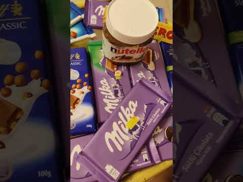 Kuch Meetha Ho Jaye!😋❤️ Yummiest Chocolates to treat ur sweet cravings! #shorts #foodie #chocolate