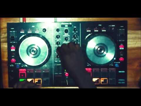 QUARANTINED DJ MIXES TOP 10 POP TRACKS - FAST AND CREATIVE