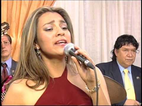 IDOLATRÍA   PASILLO   NORMITA NAVARRO